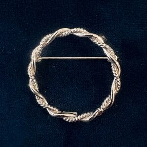 Sterling silver Bond Boyd round broach